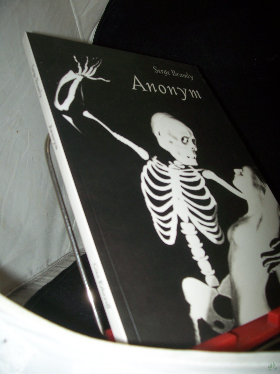 Product image 1 of the product “Anonym ”