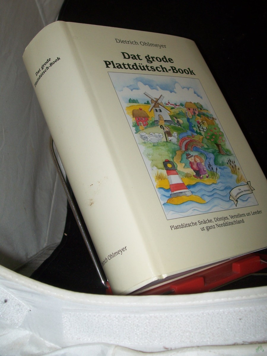 Product image 1 of the product “Dat grode Plattdütsch-Book - Plattdütsche Snäcke, Döntjes, Vertellers un Leeder ut ganz Norddütschland ”
