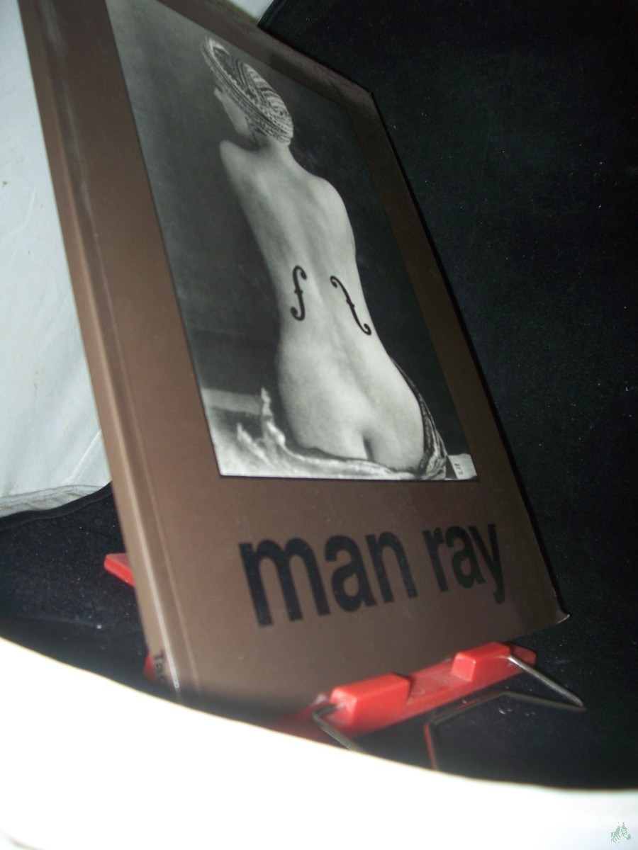 Product image 1 of the product “MAN RAY 1890-1976 ”