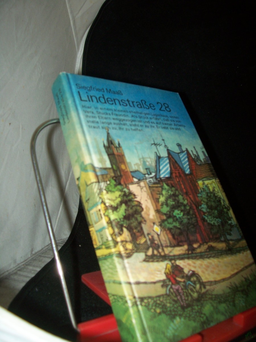 Product image 1 of the product “Lindenstrasse 28 [achtundzwanzig] / Siegfried Maass ”