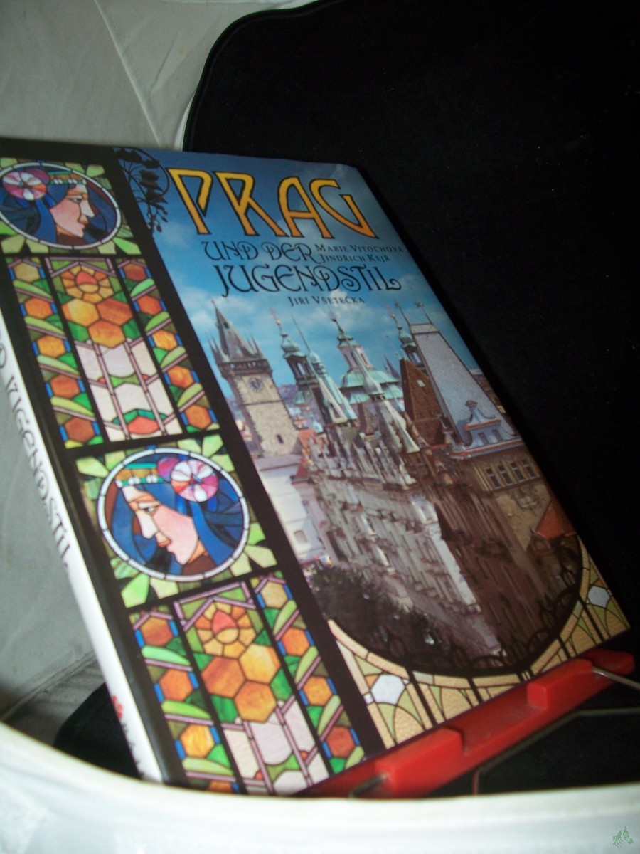 Artikelbild 1 des Artikels “Prag und der Jugendstil / Marie Vitochova ; Jind?ich Kej? ; Ji?í V?ete?ka. [Übers. aus dem Tschech. ins Dt. Ruth und und Ji?í Ku?a] “