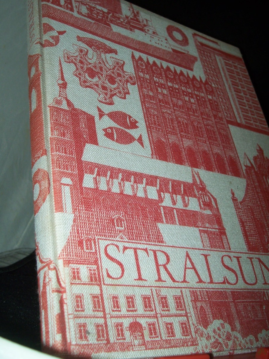 Product image 1 of the product “Stralsund / von Herbert Ewe ”