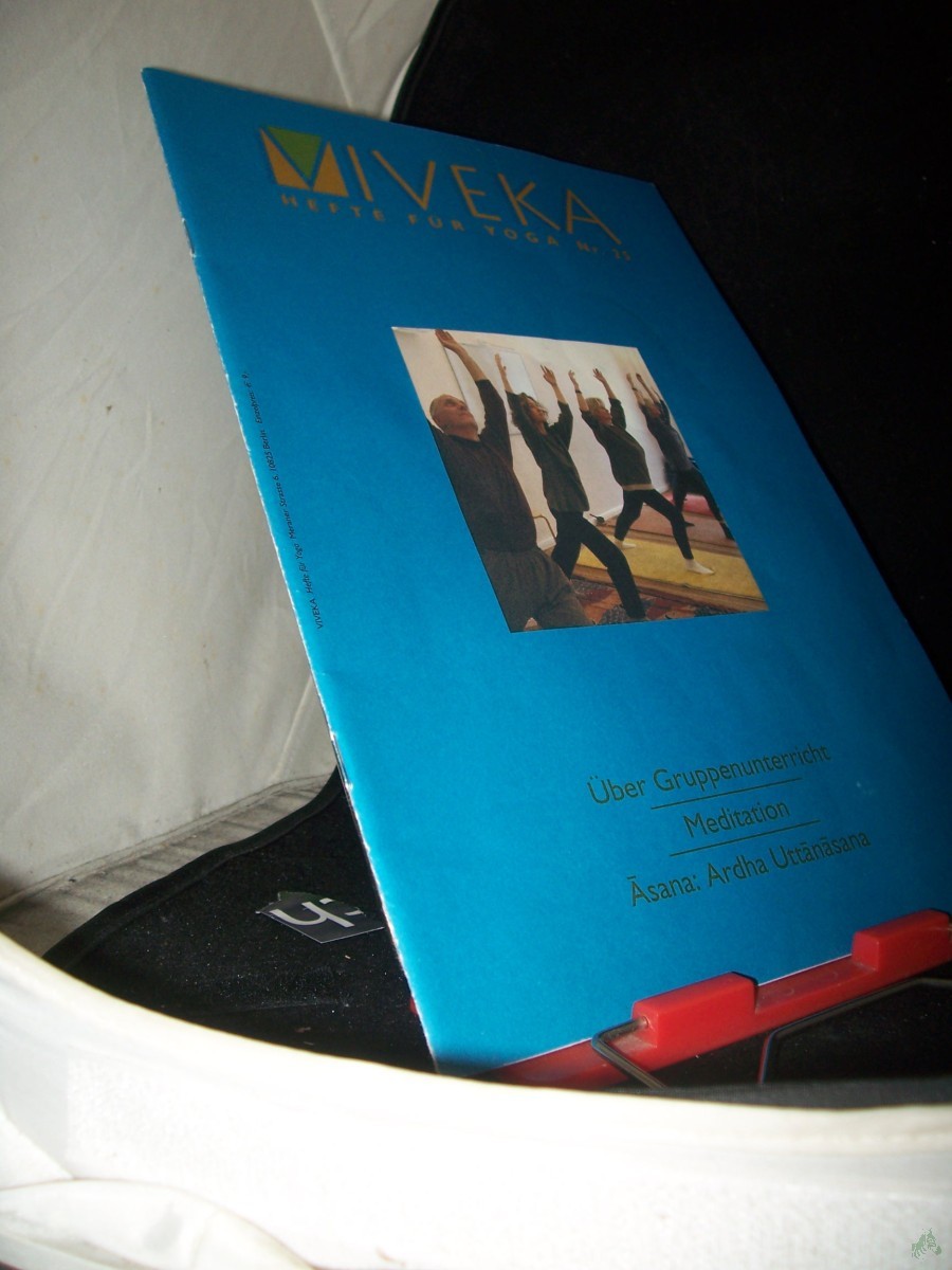 Artikelbild 1 des Artikels “25/2002 Yoga im Gruppenunterricht Serie Āsana – ardha uttānāsana Yoga mit Jugendlichen – Teil 5 Meditation – Teil 1 “