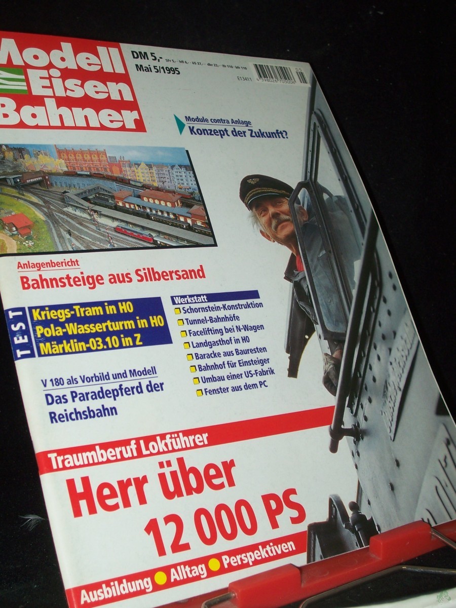 Product image 1 of the product “5/1995 Herr über 12000 PS ”