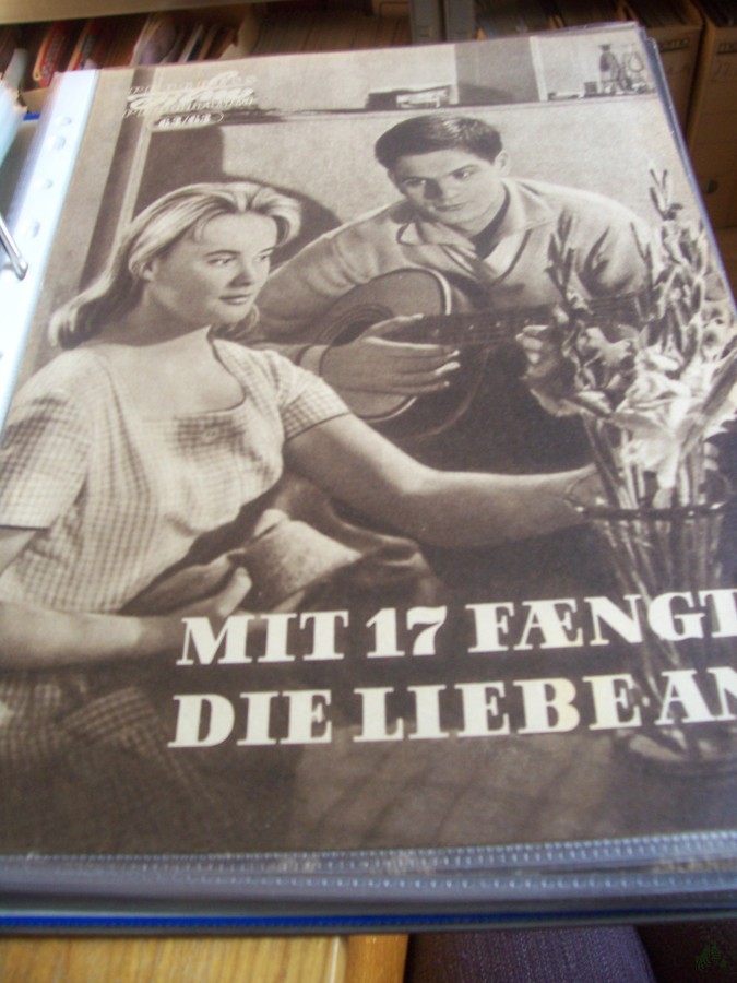 Product image 1 of the product “63/63 mit 17 faengt die Liebe an ”