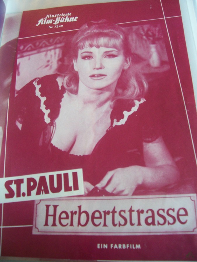 Product image 1 of the product “Nr. 7249 St. Pauli Herbertstrasse ”
