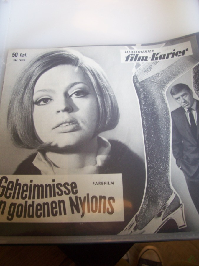 Artikelbild 1 des Artikels “Nr. 203 Geheimnisse in goldenen Nylons “