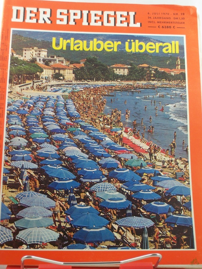 Product image 1 of the product “28/1970, Urlauber überall ”