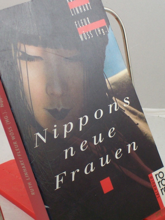 Artikelbild 1 des Artikels “Nippons neue Frauen / Ruth Linhart ; Fleur Wöss (Hg.) “