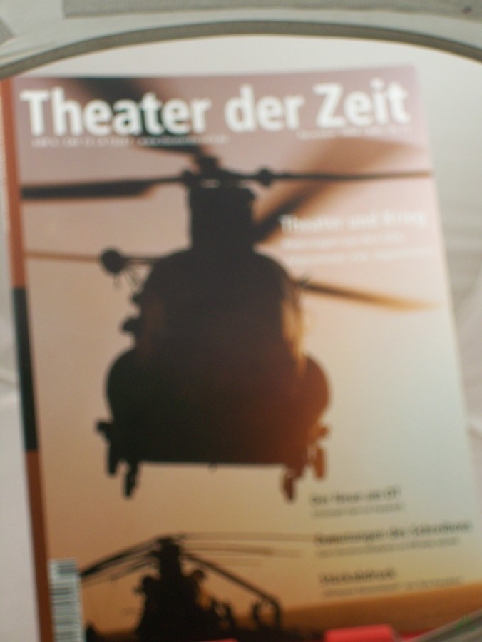 Artikelbild 1 des Artikels “11/2004, Theater und Krieg “