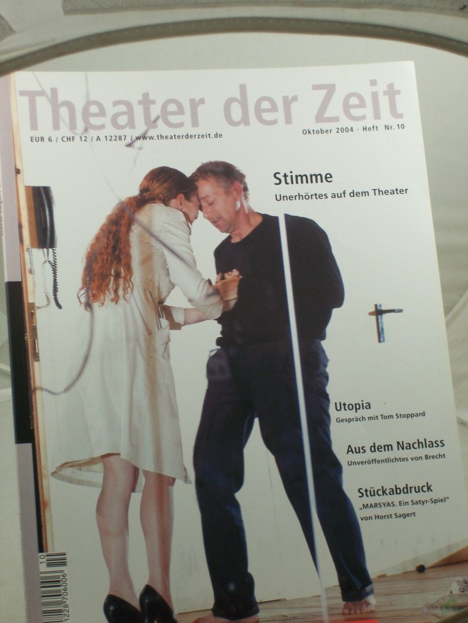 Product image 1 of the product “10/2004 ”