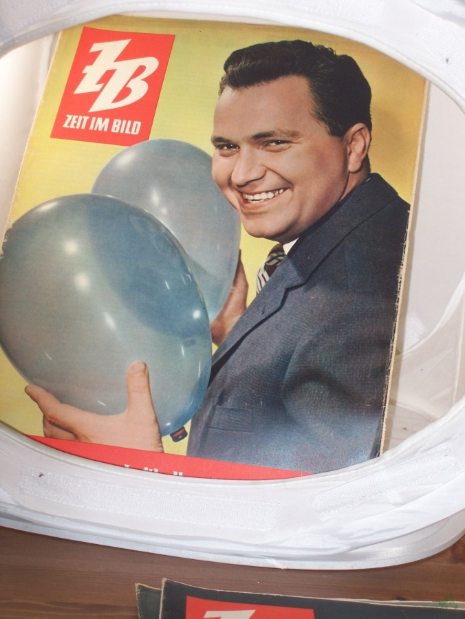 Artikelbild 1 des Artikels “42/1960, Zwei blaue Luftballons “