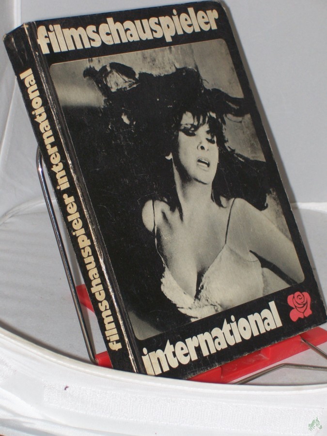 Product image 1 of the product “Filmschauspieler international / hrsg. von Lilli Kaufmann u. Christiane Mückenberger ”