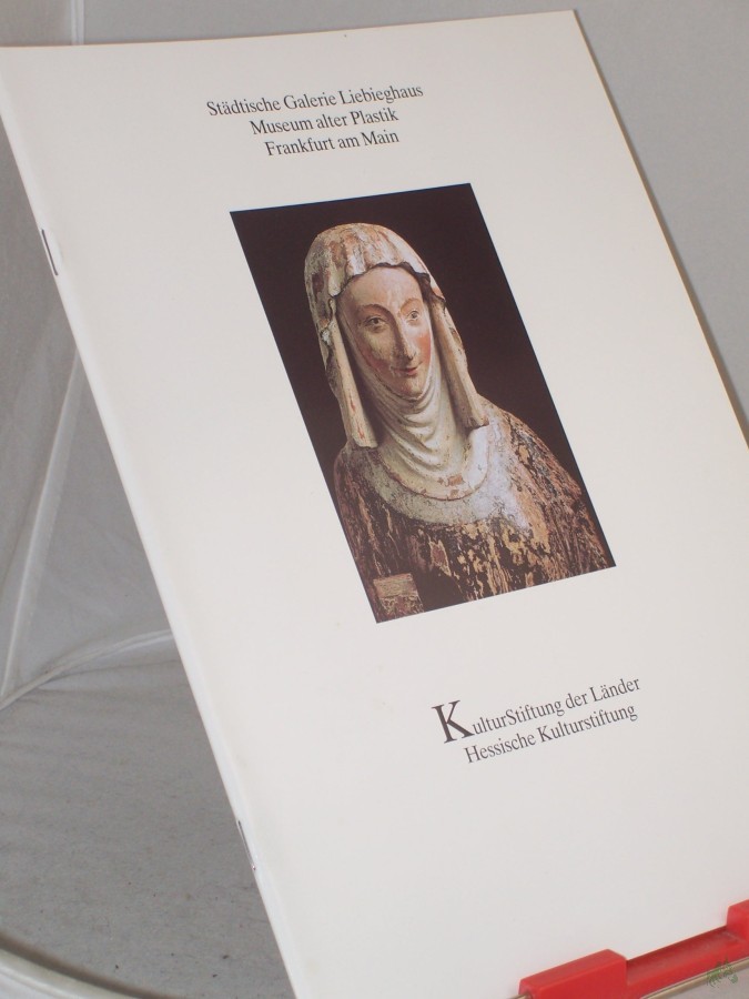 Artikelbild 1 des Artikels “Die hochmittelalterliche Anna-Selbdritt-Gruppe / Autor: Herbert Beck. Städtische Galerie Liebieghaus, Museum Alter Plastik Frankfurt am Main “