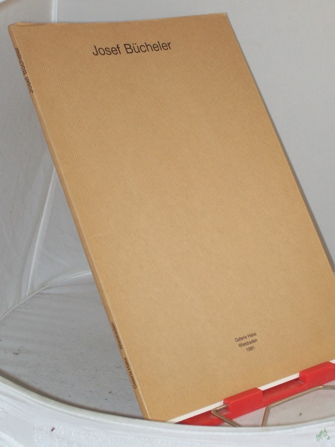 Artikelbild 1 des Artikels “Josef Bücheler. Papierobjekte, Installationen, Zeichnungen “