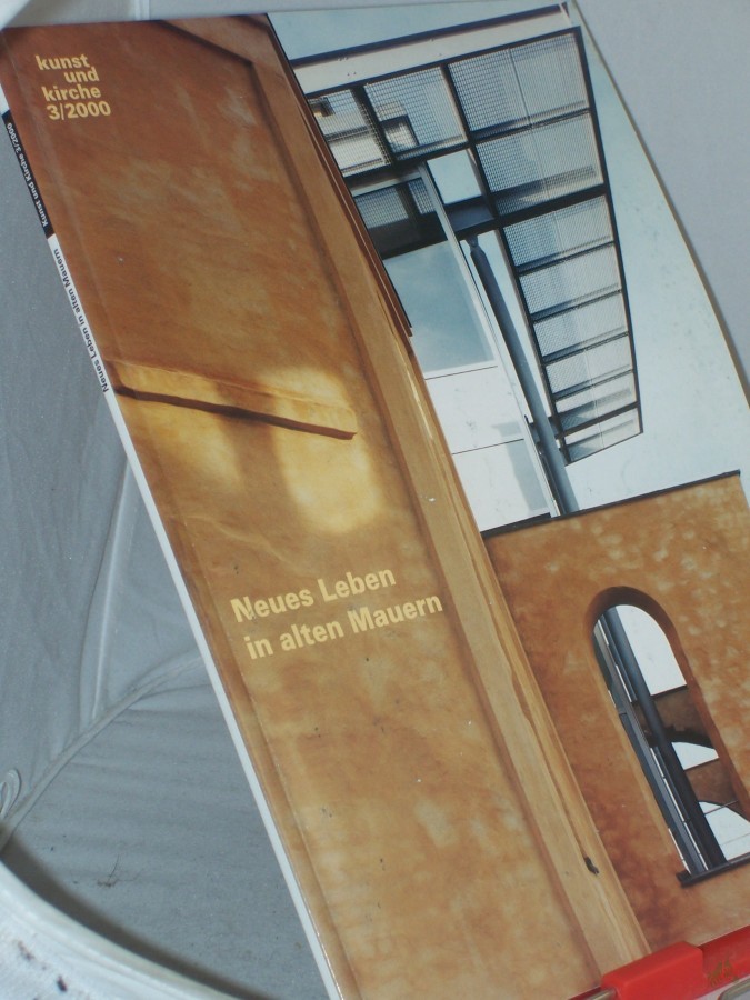 Artikelbild 1 des Artikels “Kunst und Kirche : ökumenische Zeitschrift für zeitgenössische Kunst und Architektur / Hrsg.: Präsidium des Evangelischen Kirchenbautages in Verbindung mit dem Institut für Kirchenbau und kirchliche Kunst der Gegenwart an der Philipps-Unive “