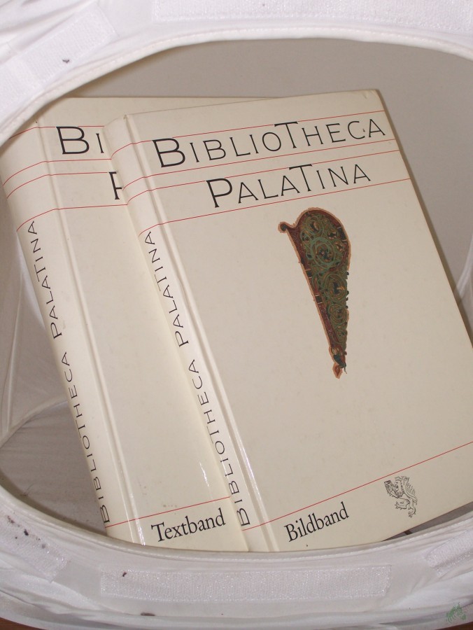 Product image 1 of the product “Bibliotheca Palatina. -2 Bände, Bildband und der Textband. / In Zusammenarbeit mit Vera Trost ; Markus Weis ”