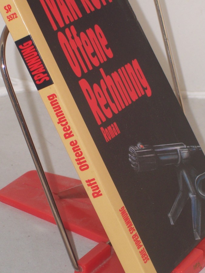 Artikelbild 1 des Artikels “Offene Rechnung : Roman / Ivan Ruff. Aus dem Engl. von Mechtild Sandberg “
