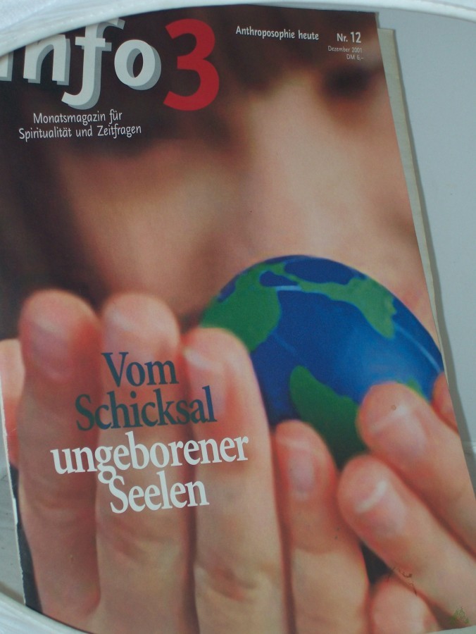 Artikelbild 1 des Artikels “12/2001, Vom Schicksal ungeborener Seelen “