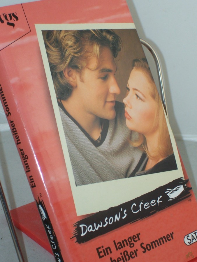 Product image 1 of the product “Dawson's Creek. - Köln : vgs|| Mehrteiliges Werk||Teil: Ein langer, heißer Sommer : Roman ; auf Basis der gleichnamigen Serie von Kevin Williamson / geschrieben von Katherine Rodriguez. Aus dem Amerikan. von Antje Görnig ”