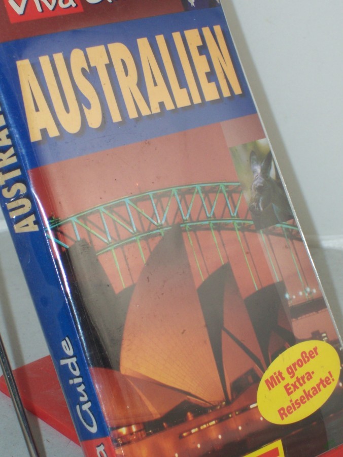 Product image 1 of the product “Australien / Autor: Michael Ivory. Überarb.: Anne Mathews. Orig.-Fotos: Adrian Baker. Übers.: Simon & Magiera ”