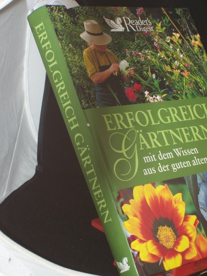 Product image 1 of the product “Erfolgreich Gärtnern mit dem Wissen aus der guten alten Zeit / Übers.: Joachim Mayer ”