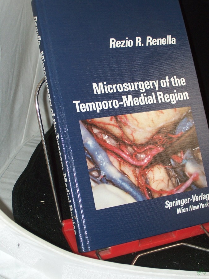 Artikelbild 1 des Artikels “Microsurgery of the Temporo-Medial Region “