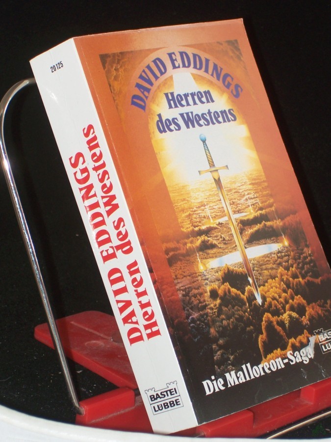 Product image 1 of the product “Eddings, David: Die Malloreon-Saga, Band. 1. Herren des Westens ”