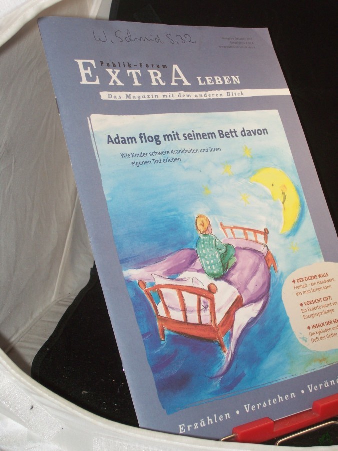 Artikelbild 1 des Artikels “10/2013, Adam flog mit seinem Bett davon, Wie Kinder schwere Krankheiten und ihren eigenen Tod erleben “