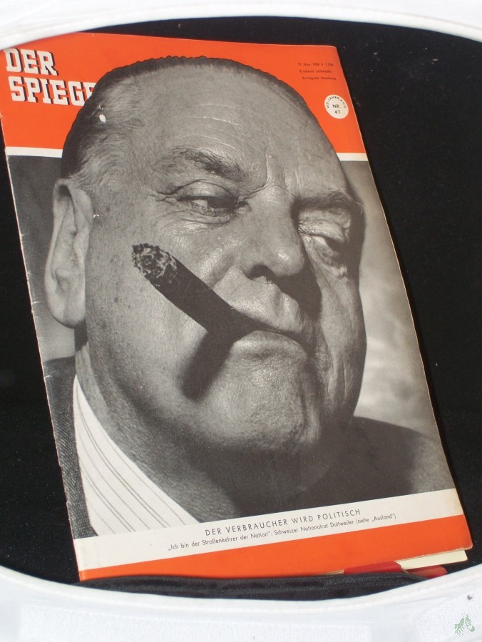 Product image 1 of the product “47/1954, DER VERBRAUCHER WIRD POLITISCH; ICH BIN DER STRASSENKEHRER DER NATION; SCHWEIZER NATIONALRAT DUTTWEILER ”