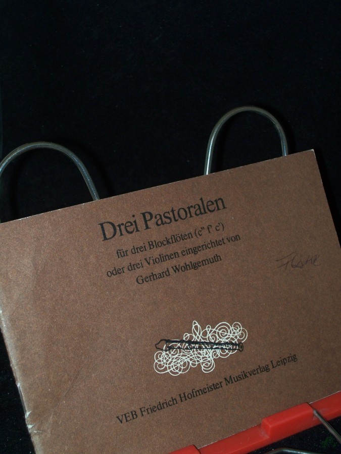 Artikelbild 1 des Artikels “Drei Pastoralen für drei Blockflöten (c'', f', c') oder drei Violinen / eingerichtet von Gerhard Wohlgemuth “