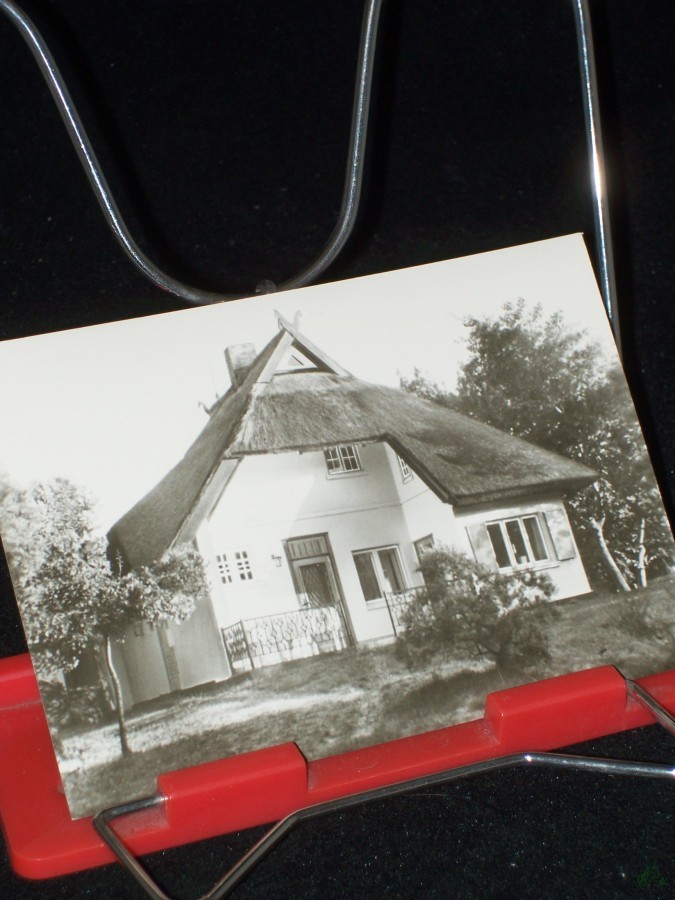 Artikelbild 1 des Artikels “Ostseebad AHRENSHOOP, Rohrdachhaus, Foto Andreas Wegscheider “
