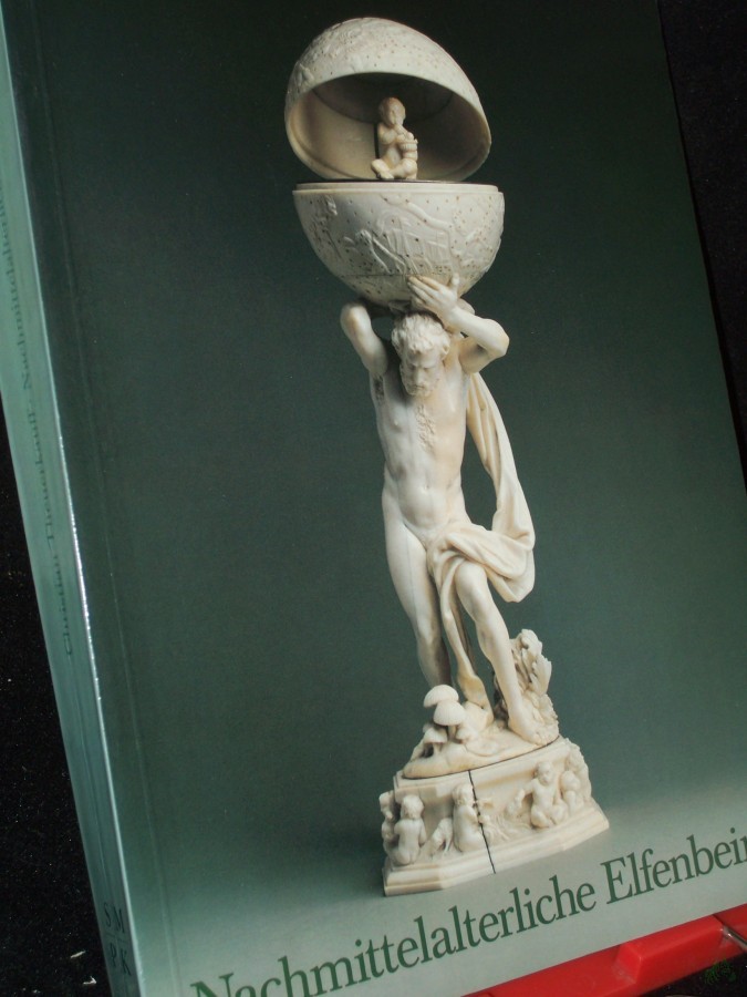 Product image 1 of the product “Gehäuse der Zeit : Uhren aus fünf Jahrhunderten im Besitz der Hessischen Hausstiftung ; Katalog zur Sonderausstellung vom 25.05. bis 31.10.2002 / Hessische Hausstiftung, Museum Schloss Fasanerie, Eichenzell bei Fulda. [Autoren: Andreas Dobl ”