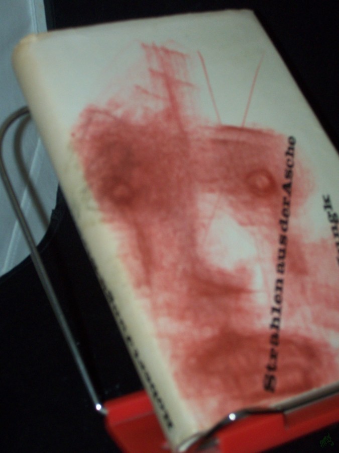 Artikelbild 1 des Artikels “Strahlen aus der Asche : Geschichte e. Wiedergeburt / Robert Jungk. [Mit e. Nachw. von Robert Havemann u. Anm. von Jujiro Uesugi] “