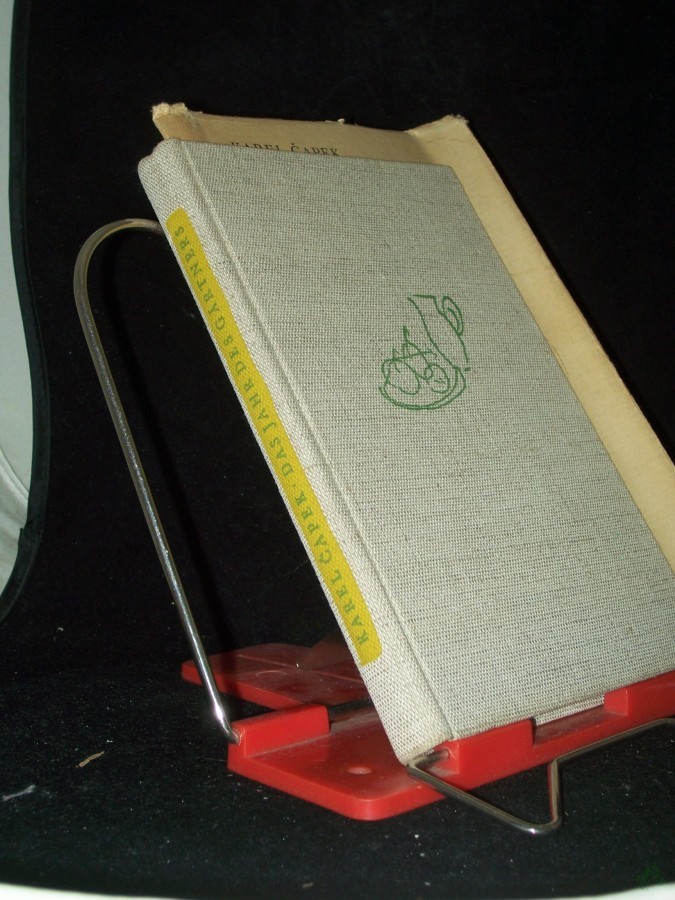 Product image 1 of the product “Das Jahr des Gärtners / Karel Capek. Übertr. von Grete Ebner-Eschenhaym. Mit Zeichn. von Josef?apek ”