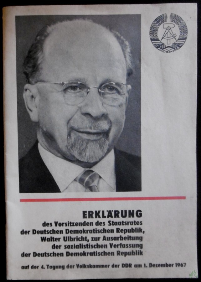 Artikelbild 1 des Artikels “Erklärung des Vorsitzenden des Staatsrates der Deutschen Demokratischen Republik, Walter Ulbricht, zur Ausarbeitung der sozialistischen Verfassung der Deutschen Demokratischen Republik auf der 4. Tagung der Volkskammer der DDR am 1. Dezembe “