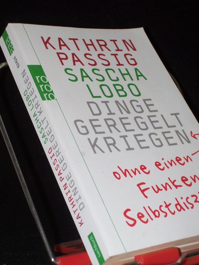Product image 1 of the product “Dinge geregelt kriegen - ohne einen Funken Selbstdisziplin / Kathrin Passig ; Sascha Lobo ”