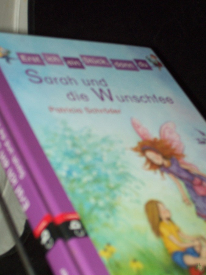 Product image 1 of the product “Sarah und die Wunschfee / Patricia Schröder. Mit Ill. von Eleni Zabini ”