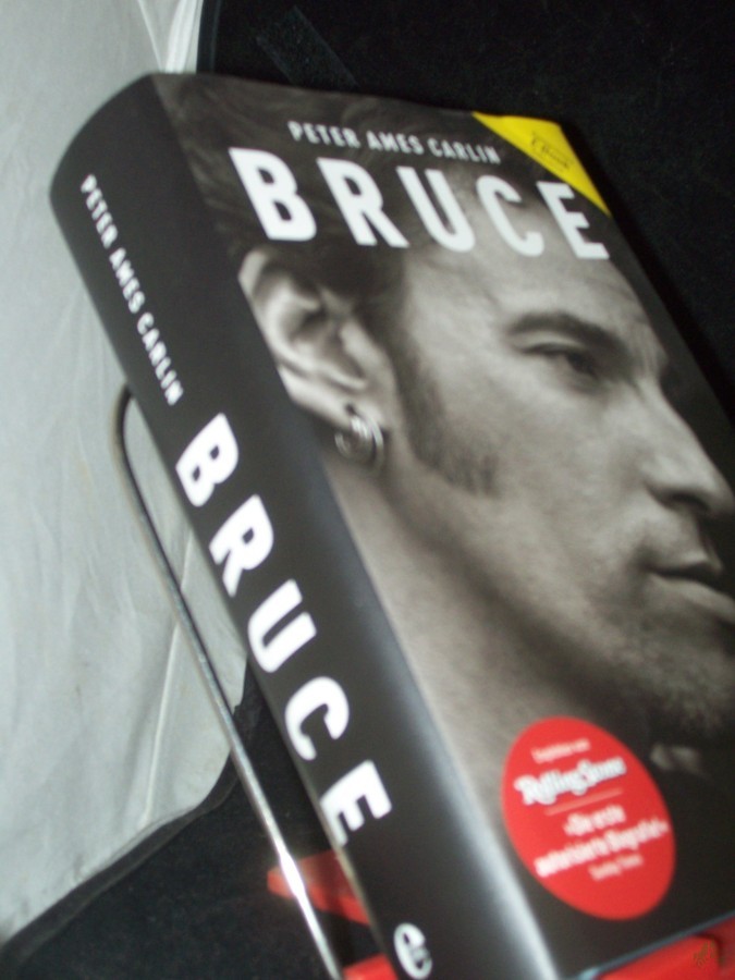 Artikelbild 1 des Artikels “Bruce / Peter Ames Carlin. Dt. von Sonja Kerkhoffs “