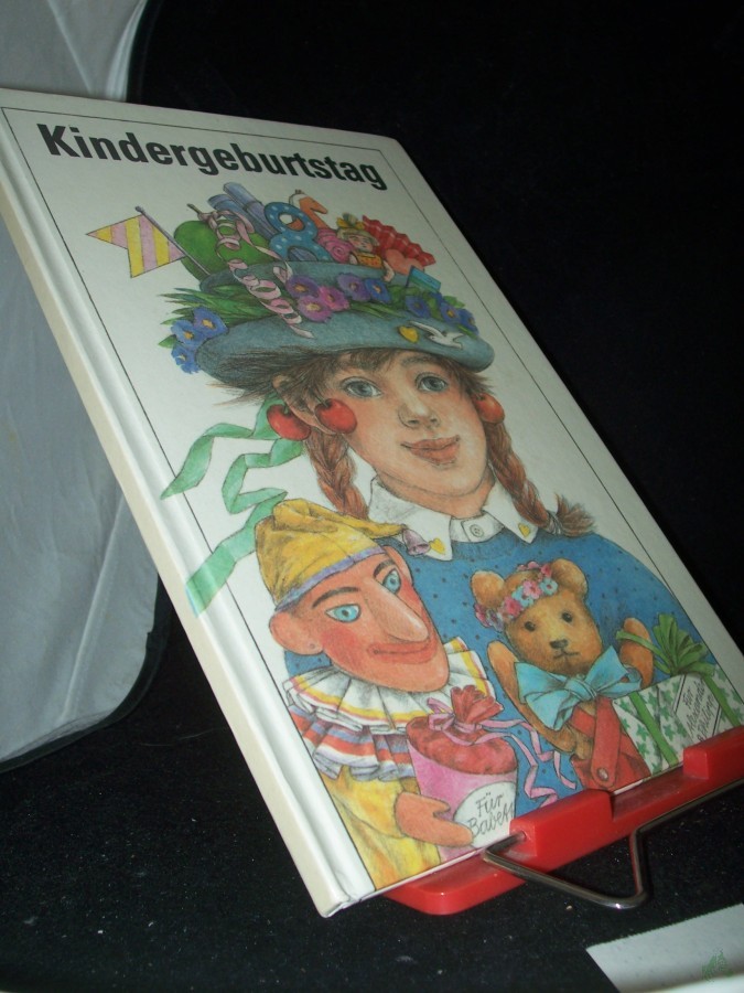 Product image 1 of the product “Kindergeburtstag : ein Buch voller Ideen / von Barbara Renate Reinhardt (Text) u. Konstanze Neumann-Gast (Ill.) ”