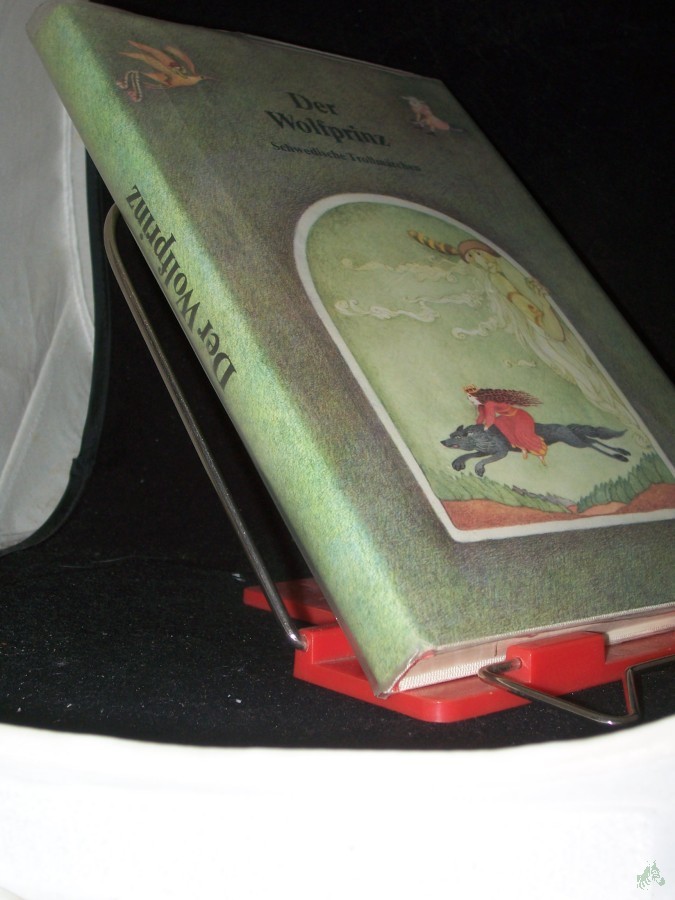 Product image 1 of the product “Der Wolfprinz : schwed. Trollmärchen / hrsg. von Klaus Möllmann. Ill. von Renate Totzke-Israel. [Nachw. u. Anm. von Klaus Möllmann. Aus d. Schwed. übers. von Hans-Jürgen Hube...] ”