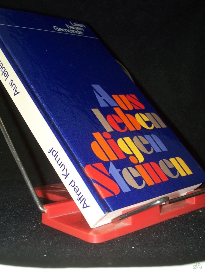 Product image 1 of the product “Aus lebendigen Steinen : Laien im Dienst d. Kirche in d. Diaspora / zsgest. u. bearb. von Alfred Kumpf ”