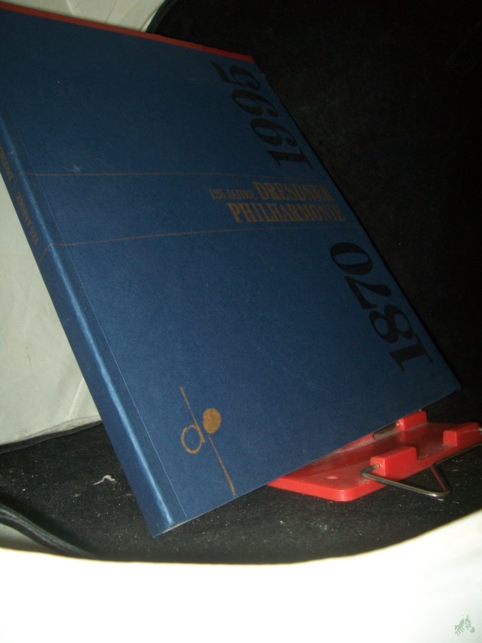 Product image 1 of the product “Dresdner Philharmonie : 125 Jahre ; 1870 - 1995 / hrsg. von Dieter Härtwig ”