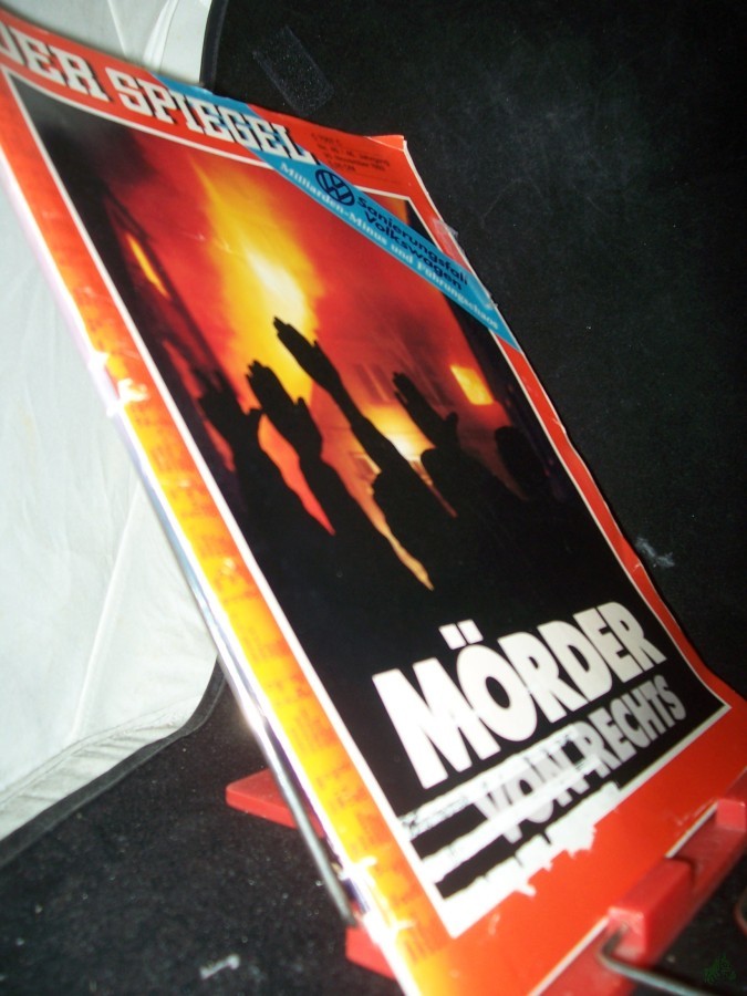 Product image 1 of the product “49/1992 Mörder von rechts ”