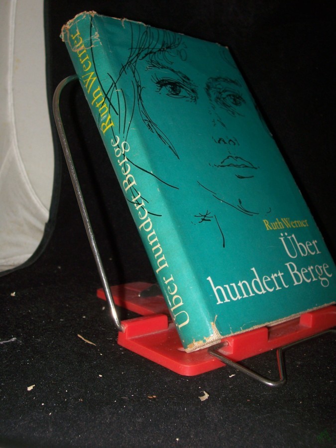 Artikelbild 1 des Artikels “Über hundert Berge : Roman / Ruth Werner “