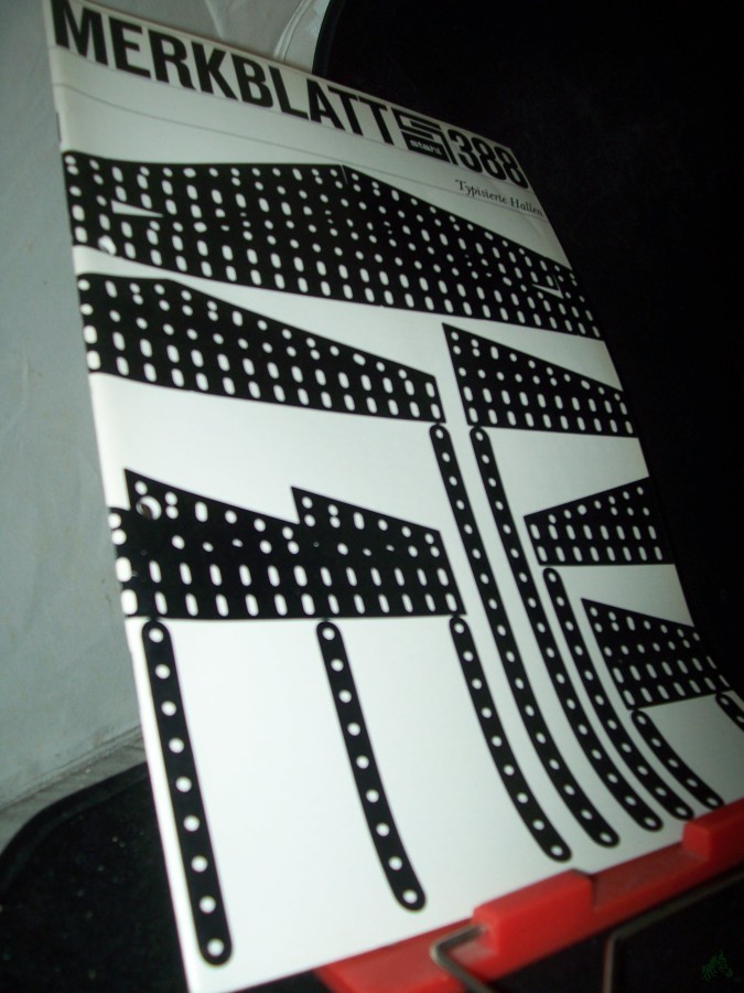 Product image 1 of the product “388 Typisierte Hallen ”