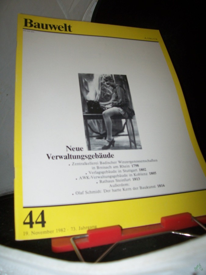 Artikelbild 1 des Artikels “44/1982 Neue Verwaltungsgebäude “