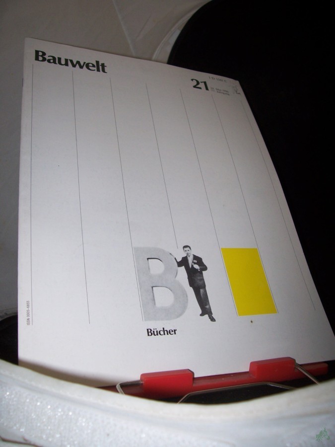 Product image 1 of the product “21/1986 Bücher ”