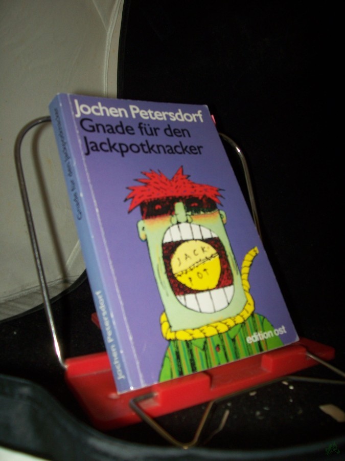 Product image 1 of the product “Gnade für den Jackpotknacker : Satiren / Jochen Petersdorf. Mit Ill. von Kathrin Haller ”