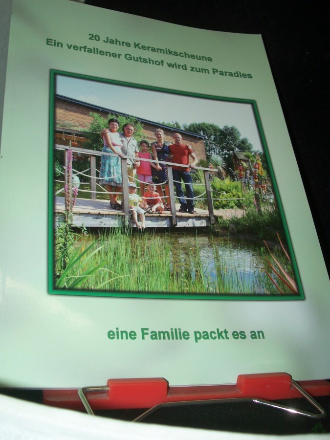 Artikelbild 1 des Artikels “20 Jahre Keramikscheune ein verfallener Gutshof wird zum Paradies eine Familie packt es an “